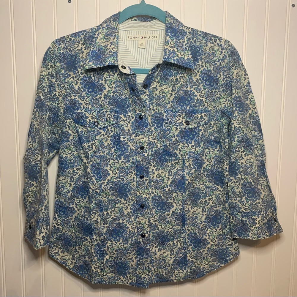 ☀️3/$25 Tommy Hilfiger Paisley 3/4 Sleeve Button Down Blouse